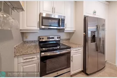 5769  Monterra Club Drive, Lake Worth, FL 33463 - Photo 4