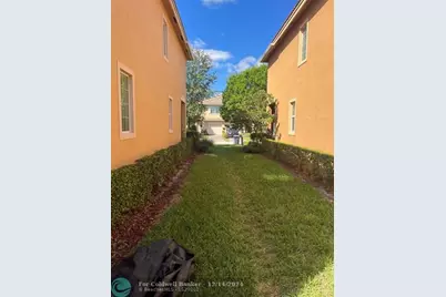 5769  Monterra Club Drive, Lake Worth, FL 33463 - Photo 30