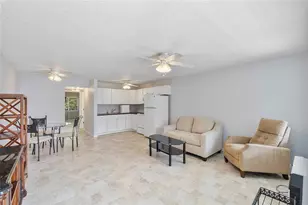 518 Durham R Unit, Deerfield Beach, FL 33442 - Photo 2