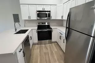 2550 SW 18th Terrace, Fort Lauderdale, FL 33315 - Photo 4