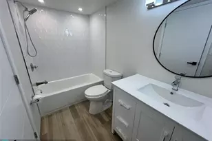 2550 SW 18th Terrace, Fort Lauderdale, FL 33315 - Photo 2