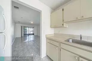 390 SW Colesbury Ave, Port Saint Lucie, FL 34953 - Photo 16