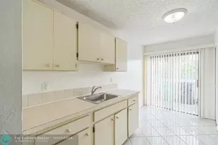 390 SW Colesbury Ave, Port Saint Lucie, FL 34953 - Photo 20