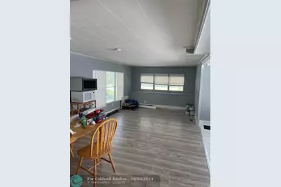 8700 SW 21st St, Davie, FL 33324 - Photo 6