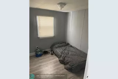 8700 SW 21st St, Davie, FL 33324 - Photo 8