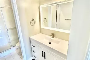 732 SW 106th Ave, Hollywood, FL 33025 - Photo 12