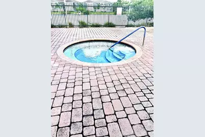 732 SW 106th Ave, Hollywood, FL 33025 - Photo 24