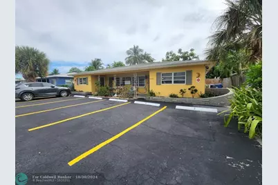 2032 NE 26th St, Unit #4, Wilton Manors, FL 33305 - Photo 1