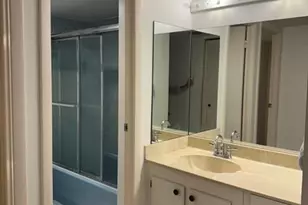 20301 W Country Club Dr, Aventura, FL 33180 - Photo 12