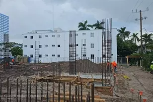 527 Orton Ave, Fort Lauderdale, FL 33304 - Photo 32