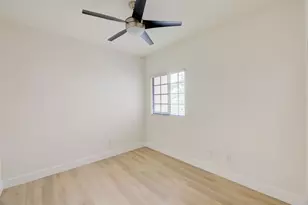 4220 N Dixie Hwy, Oakland Park, FL 33334 - Photo 24