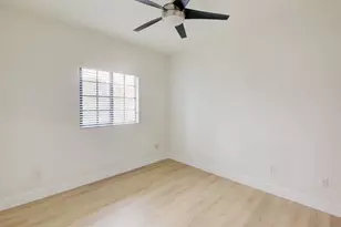 4220 N Dixie Hwy, Oakland Park, FL 33334 - Photo 26