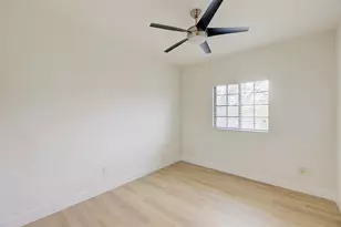 4220 N Dixie Hwy, Oakland Park, FL 33334 - Photo 22