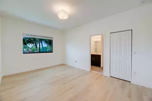 4220 N Dixie Hwy, Oakland Park, FL 33334 - Photo 18