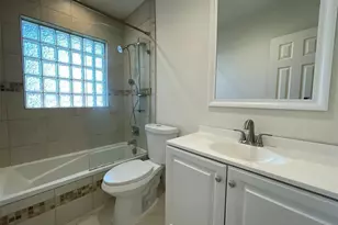 1423 Holly Heights Dr, Fort Lauderdale, FL 33304 - Photo 10