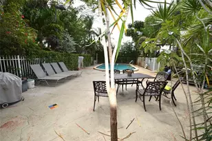 1423 Holly Heights Dr, Fort Lauderdale, FL 33304 - Photo 12