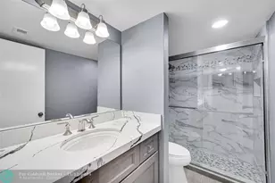 5801 Coral Lake Dr, Margate, FL 33063 - Photo 18