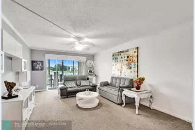 2801  Victoria Way, Unit #K2, Coconut Creek, FL 33066 - Photo 8