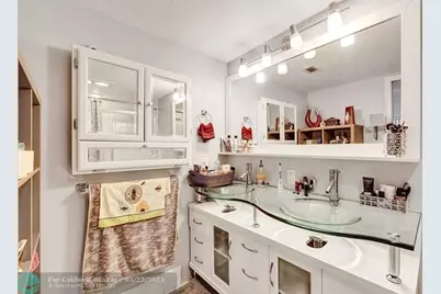 2801  Victoria Way, Unit #K2, Coconut Creek, FL 33066 - Photo 34