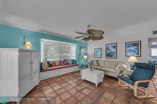 2541 NE 11th St, Pompano Beach, FL 33062 - Photo 4