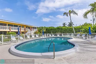 2541 NE 11th St, Unit #101, Pompano Beach, FL 33062 - Photo 20