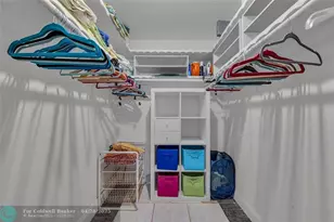 2541 NE 11th St, Pompano Beach, FL 33062 - Photo 12