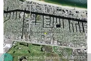 2541 NE 11th St, Pompano Beach, FL 33062 - Photo 2