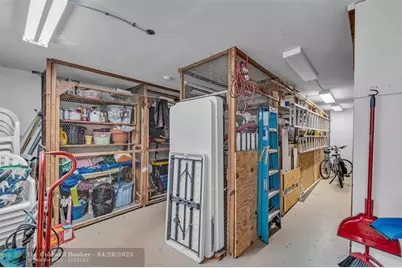 2541 NE 11th St, Unit #101, Pompano Beach, FL 33062 - Photo 22