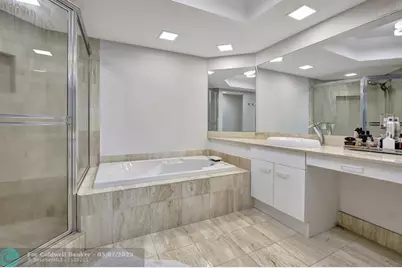 21205 Yacht Club Drive #3105, Aventura, FL 33180 - Photo 32