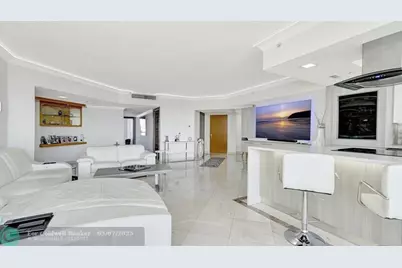 21205 Yacht Club Drive #3105, Aventura, FL 33180 - Photo 4