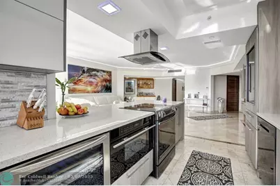 21205 Yacht Club Drive #3105, Aventura, FL 33180 - Photo 10