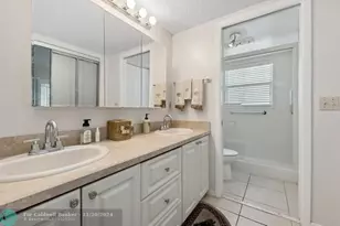 2030 Harwood D, Deerfield Beach, FL 33442 - Photo 14