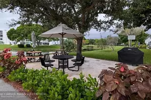 2030 Harwood D, Deerfield Beach, FL 33442 - Photo 22