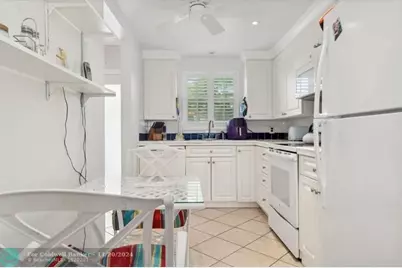 2030  Harwood D, Unit #2030, Deerfield Beach, FL 33442 - Photo 4