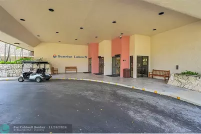 10101  Sunrise Lakes Blvd, Unit #305, Sunrise, FL 33322 - Photo 20