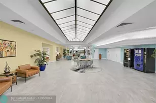 10101 Sunrise Lakes Blvd, Sunrise, FL 33322 - Photo 38