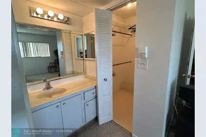 7877  Golf Circle Dr, Unit #211, Margate, FL 33063 - Photo 18