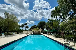 7653 NW 79th Ave, Tamarac, FL 33321 - Photo 1