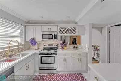 7653 NW 79th Ave, Unit #208, Tamarac, FL 33321 - Photo 2