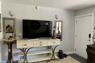 1901 N Andrews Ave, Wilton Manors, FL 33311 - Photo 2