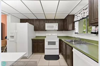 3320  Simms St, Unit #11C, Hollywood, FL 33021 - Photo 8