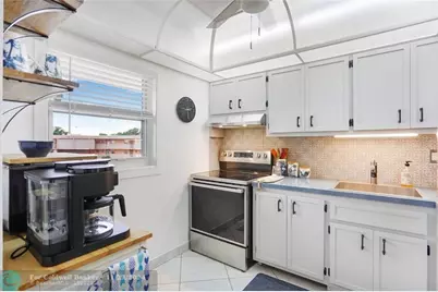 3051 NW 46th Ave, Unit #407, Lauderdale Lakes, FL 33313 - Photo 10