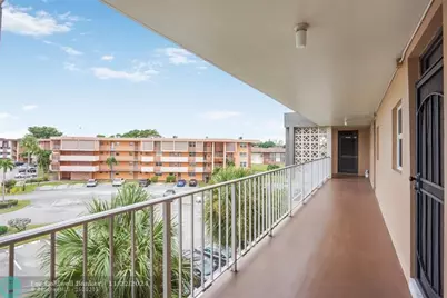 3051 NW 46th Ave, Unit #407, Lauderdale Lakes, FL 33313 - Photo 24