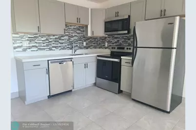 2719  Lincoln St, Unit #4, Hollywood, FL 33020 - Photo 4