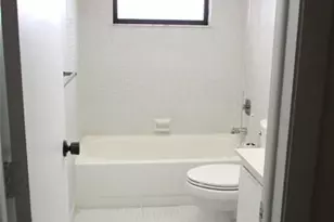 7950 W McNab Rd, Tamarac, FL 33321 - Photo 14