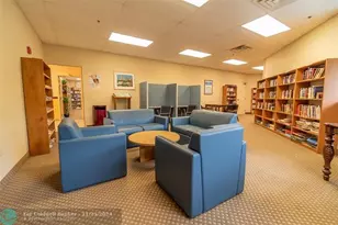 9611 N Hollybrook Lake Dr, Pembroke Pines, FL 33025 - Photo 52