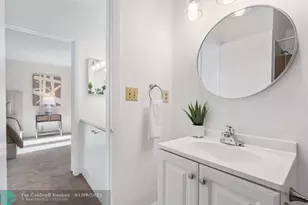 722 NW 132nd Terrace, Plantation, FL 33325 - Photo 14