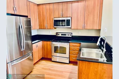 801 S Olive Ave, Unit #409, West Palm Beach, FL 33401 - Photo 10