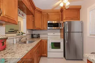 3431 NW 50th Ave, Lauderdale Lakes, FL 33319 - Photo 4