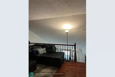 340 SE 2nd Ave, Unit #D4, Deerfield Beach, FL 33441 - Photo 2